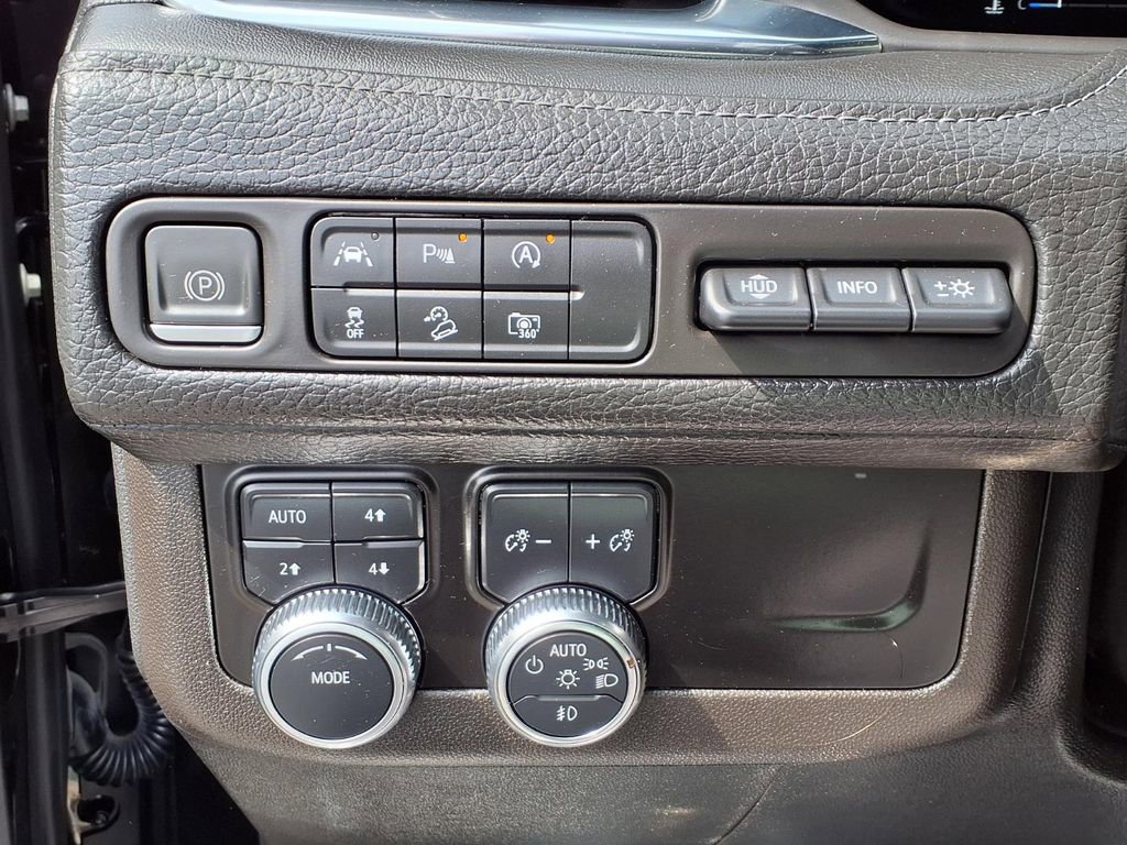 Used 2023 GMC Yukon XL Denali image 18