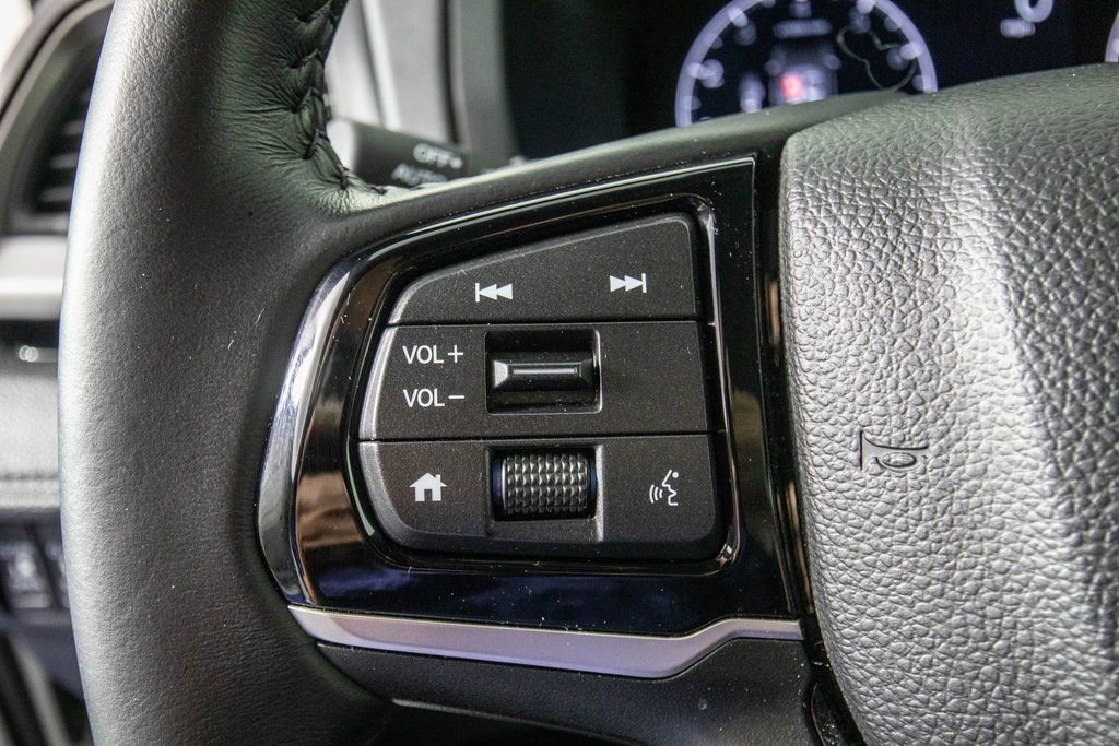 Used 2025 Honda Odyssey Touring image 20