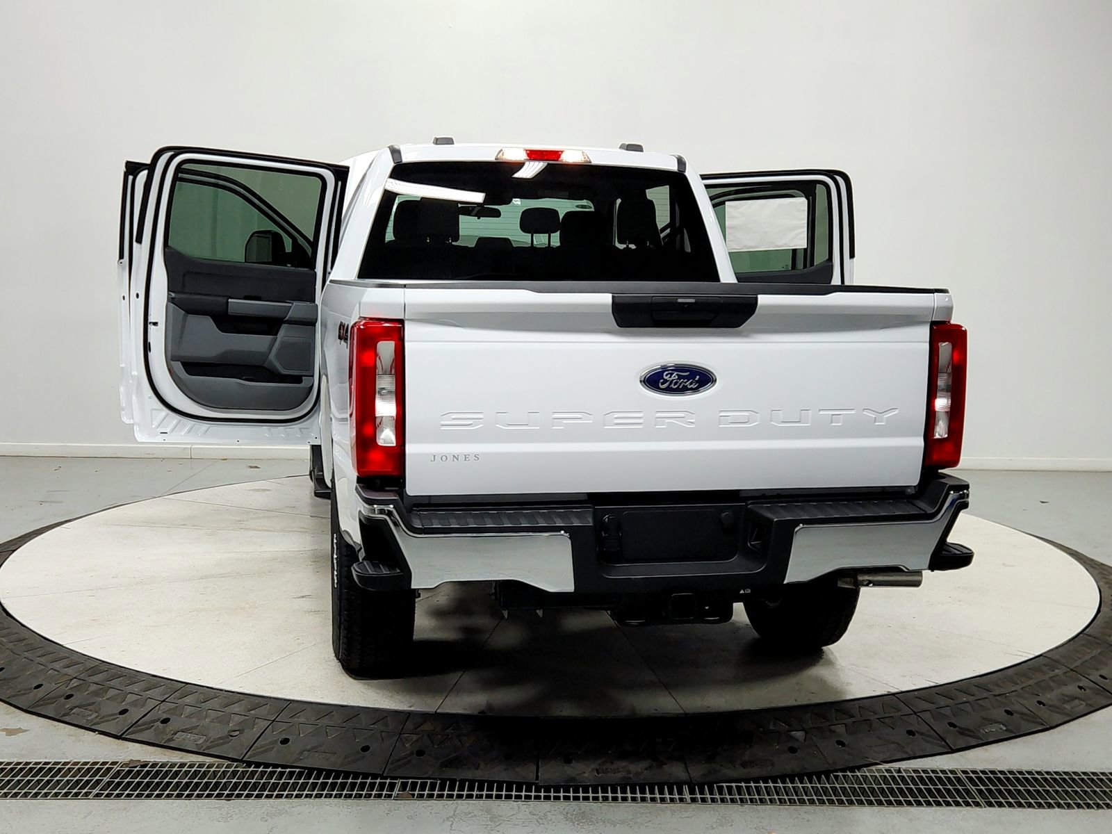New 2026 Ford F250 XLT image 14