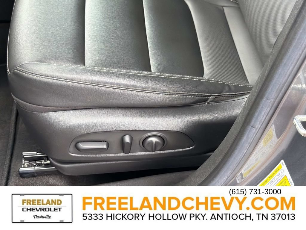 Used 2021 Chevrolet TrailBlazer ACTIV w/ Technology Package AWD/4WD image 24