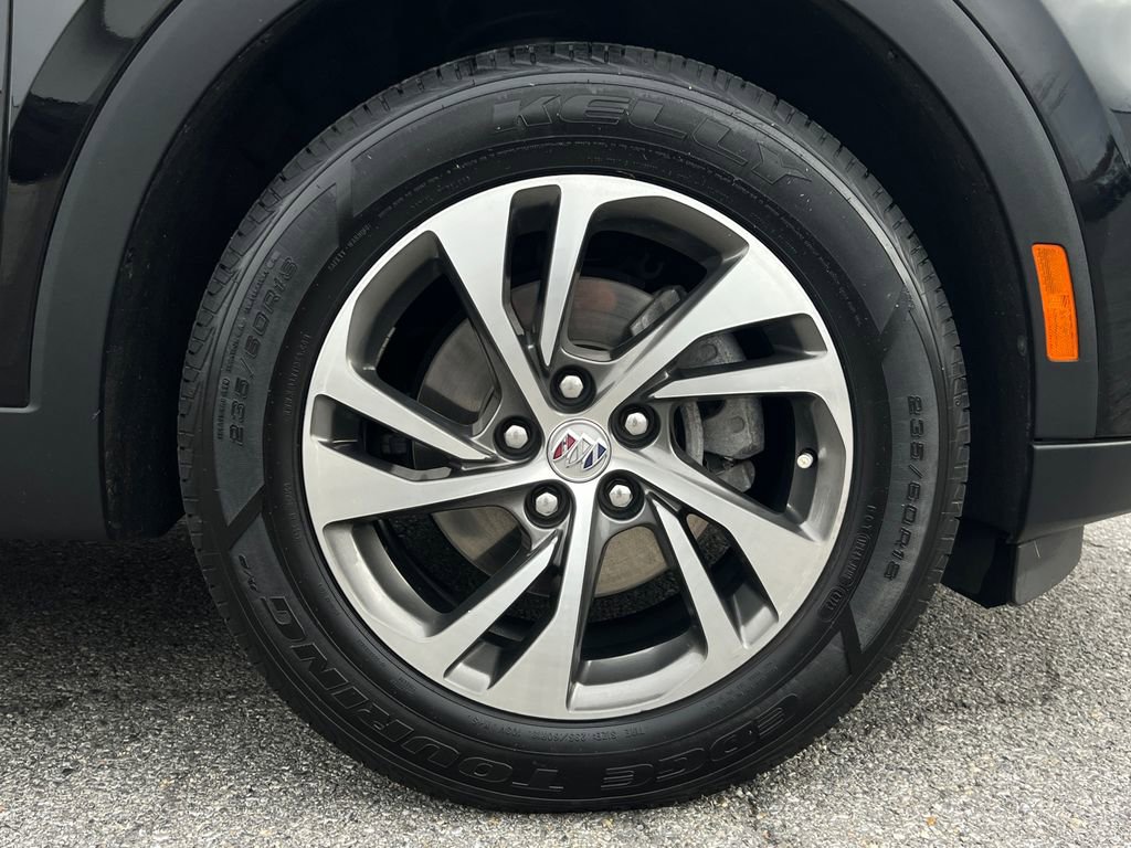 Used 2022 Buick Envision Essence w/ Safety Package image 11