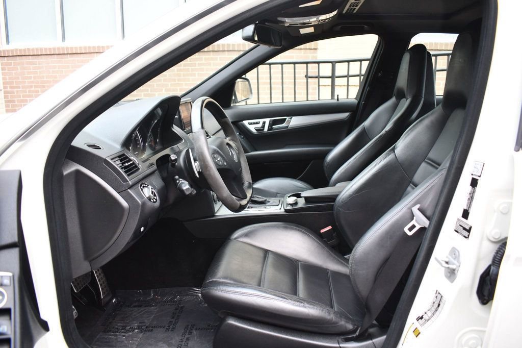 Used 2009 Mercedes-Benz C 63 AMG Sedan image 18