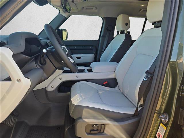 New 2026 Land Rover Defender 110 S AWD/4WD image 4