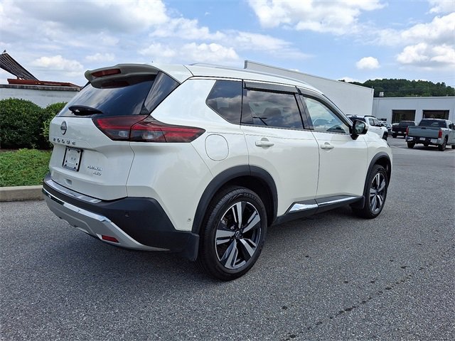 Used 2022 Nissan Rogue Platinum w/ Head-Up Display Package image 6