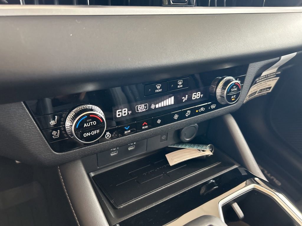 New 2026 Mitsubishi Outlander AWD image 48