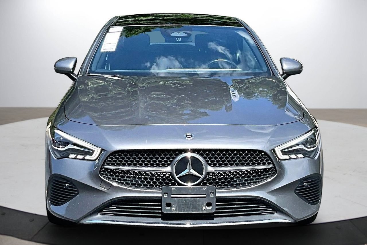 Used 2025 Mercedes-Benz CLA 250 image 3