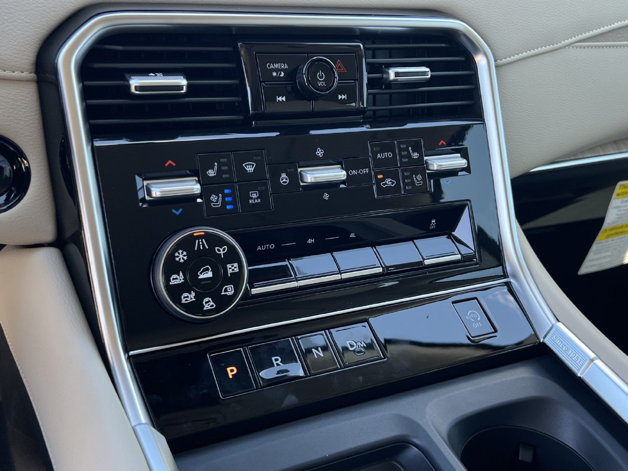 New 2027 Nissan Armada Platinum AWD/4WD image 12