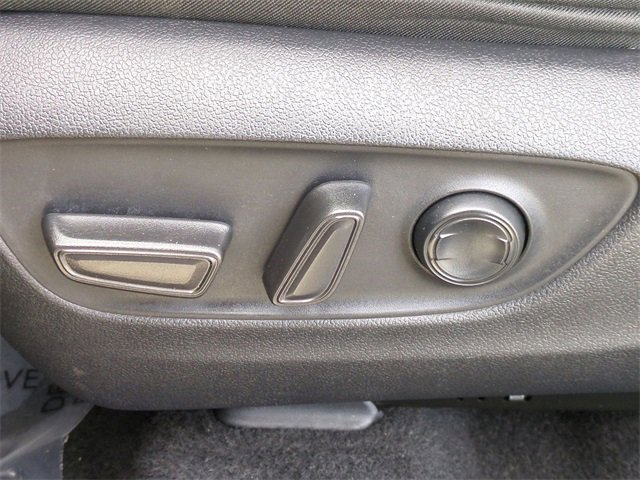 Used 2021 Toyota RAV4 XLE image 12