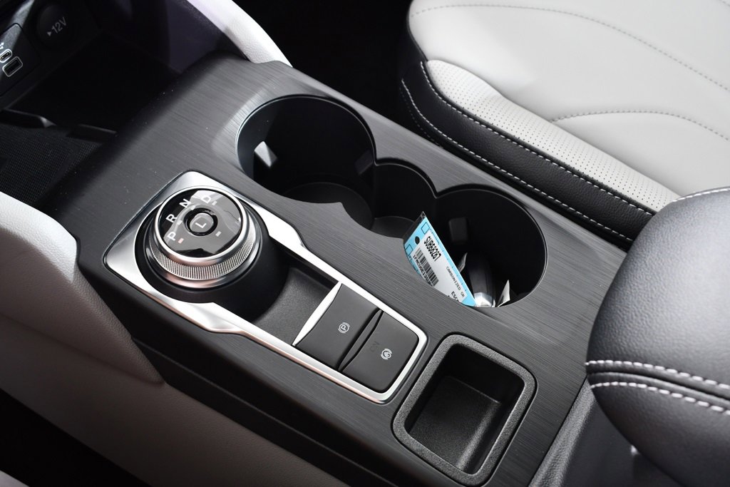 New 2025 Ford Escape SE w/ PHEV Premium Package image 31