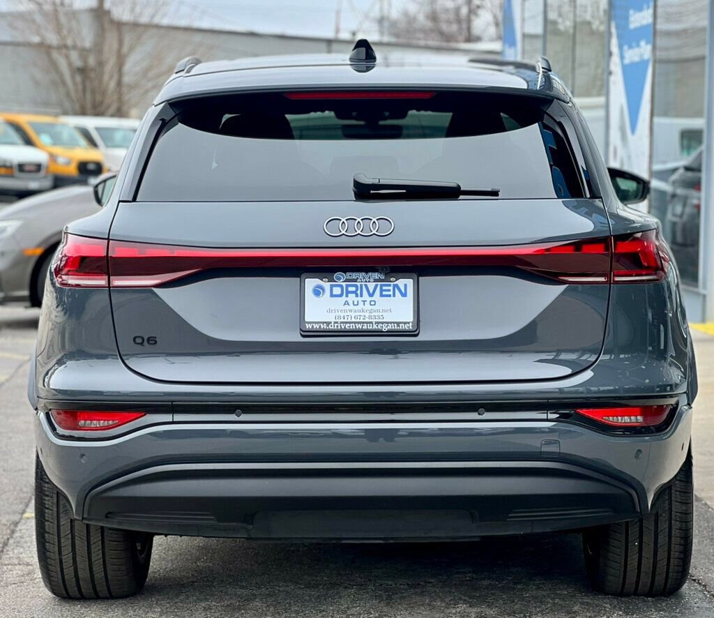 Used 2025 Audi Q6 e-tron Premium Plus w/ Premium Plus image 40