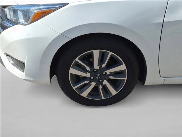 Used 2024 Nissan Versa SV FWD image 15