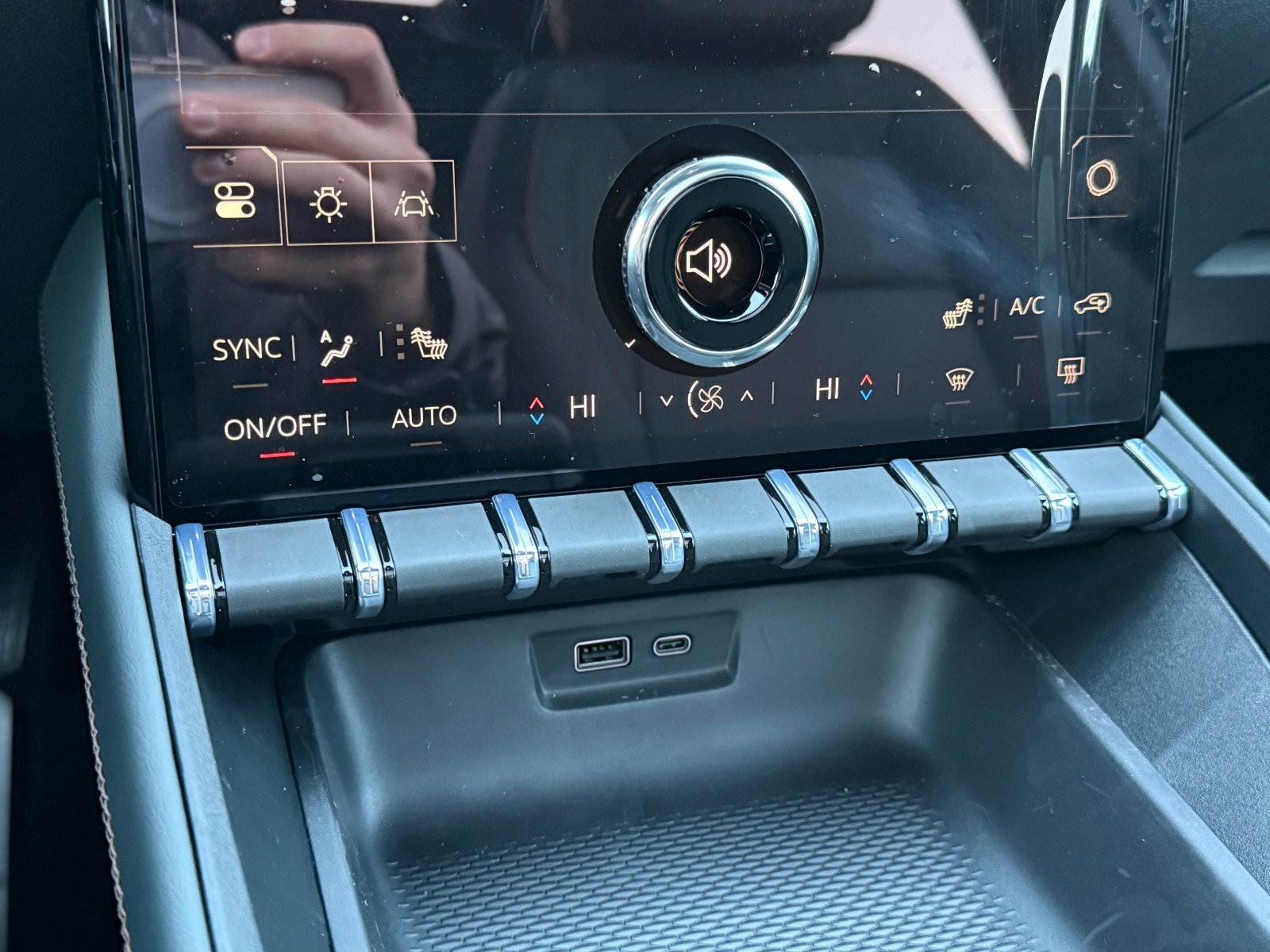 New 2026 GMC Terrain AT4 w/ LPO, Floor Liner Package image 35