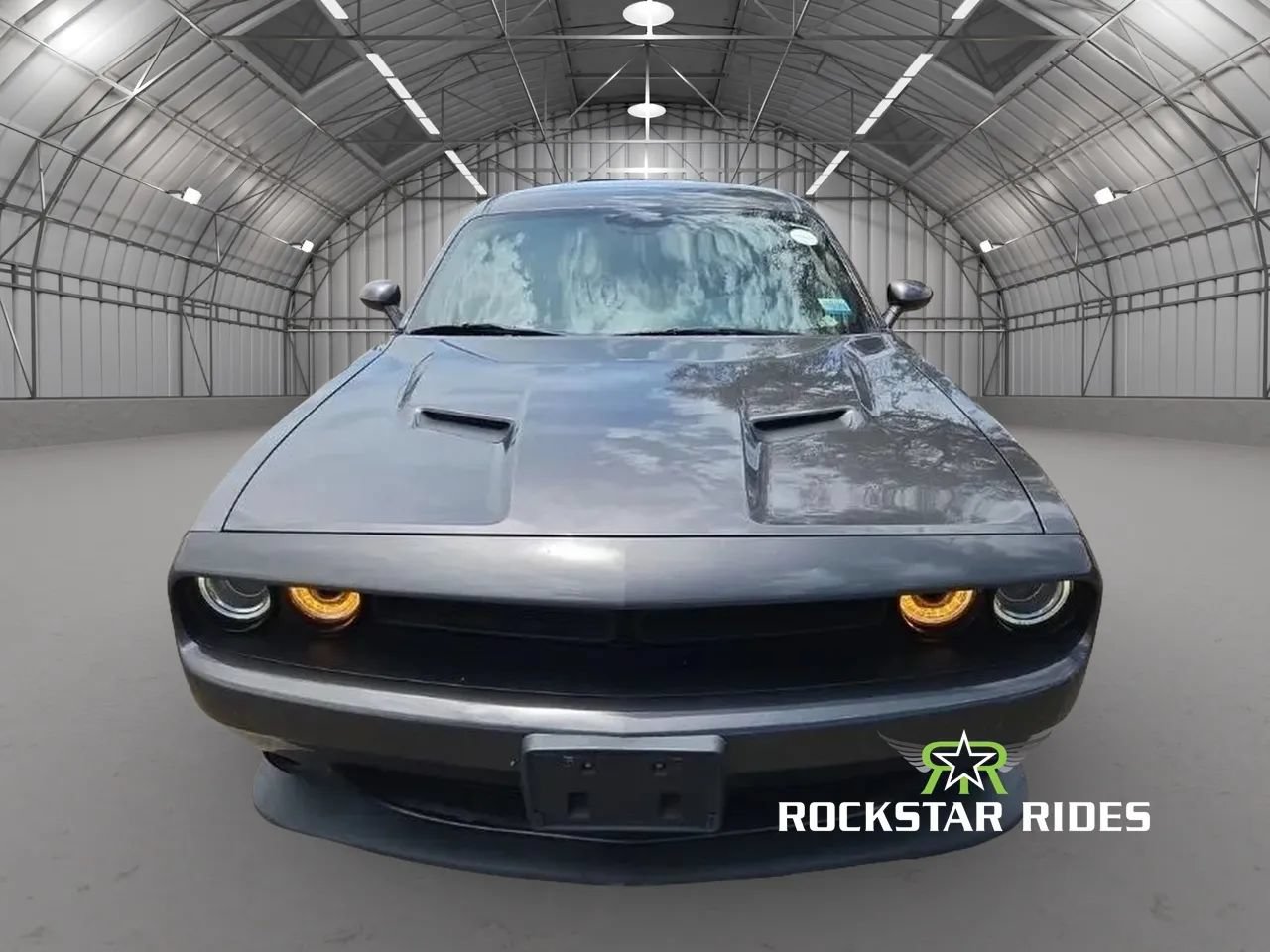 Used 2017 Dodge Challenger SXT RWD image 4