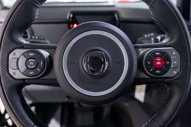 Used 2024 INEOS Grenadier AWD/4WD image 37