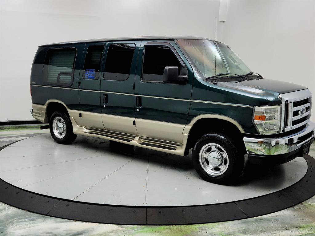 Used 2008 Ford E-150 and Econoline 150 image 3