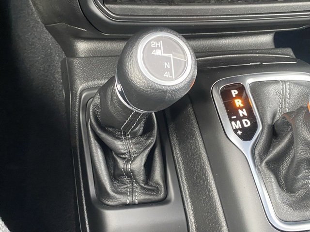 New 2025 Jeep Gladiator Sport image 24