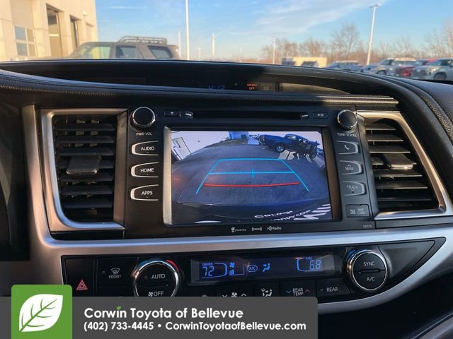 Used 2018 Toyota Highlander XLE image 19