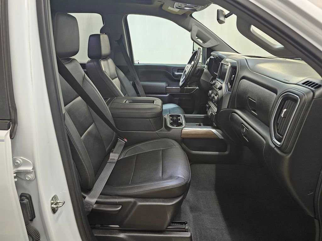 Used 2022 Chevrolet Silverado 2500 LT w/ Convenience Package image 11