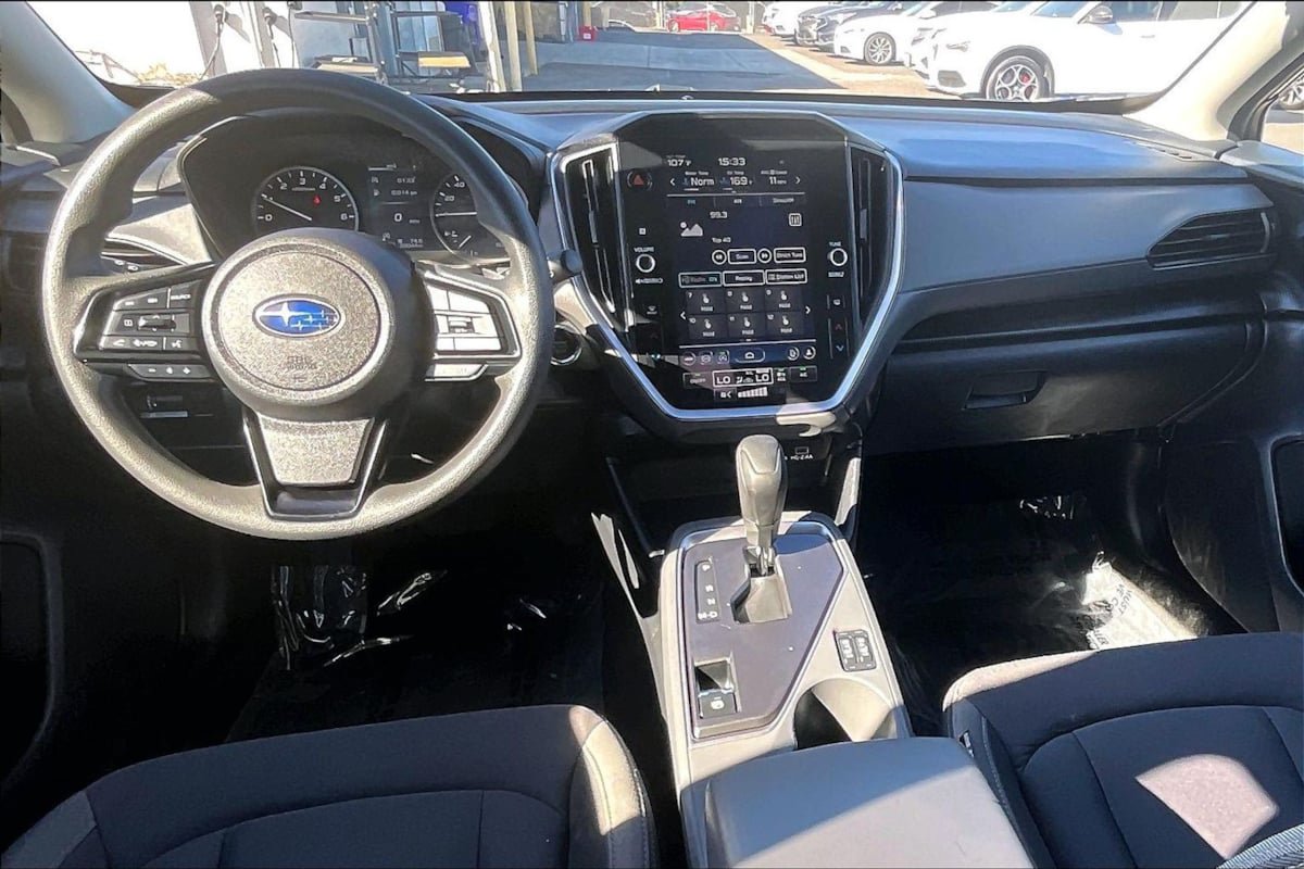 Used 2025 Subaru Crosstrek 2.5i Premium AWD/4WD image 11