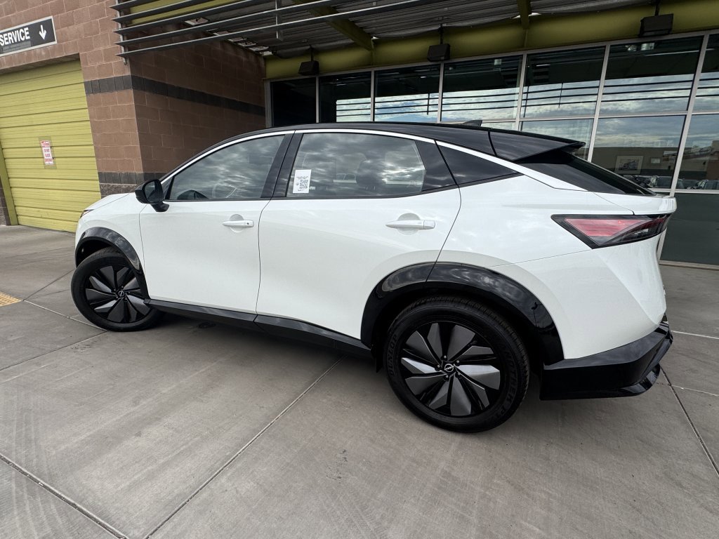 Used 2024 Nissan Ariya FWD image 5