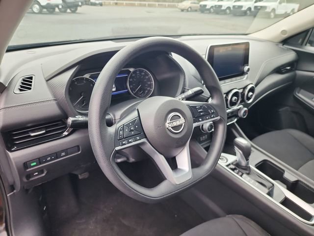 Used 2024 Nissan Sentra SV image 11
