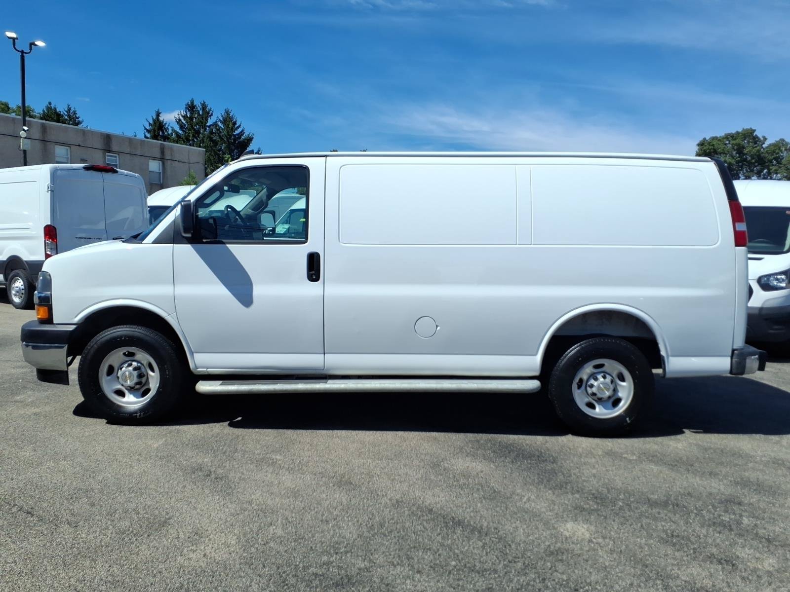 Used 2025 Chevrolet Express 2500 w/ Driver Convenience Package RWD image 6