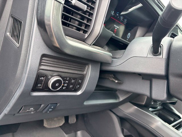 Used 2025 Ford F250 Lariat w/ Tremor Off-Road Package AWD/4WD image 26