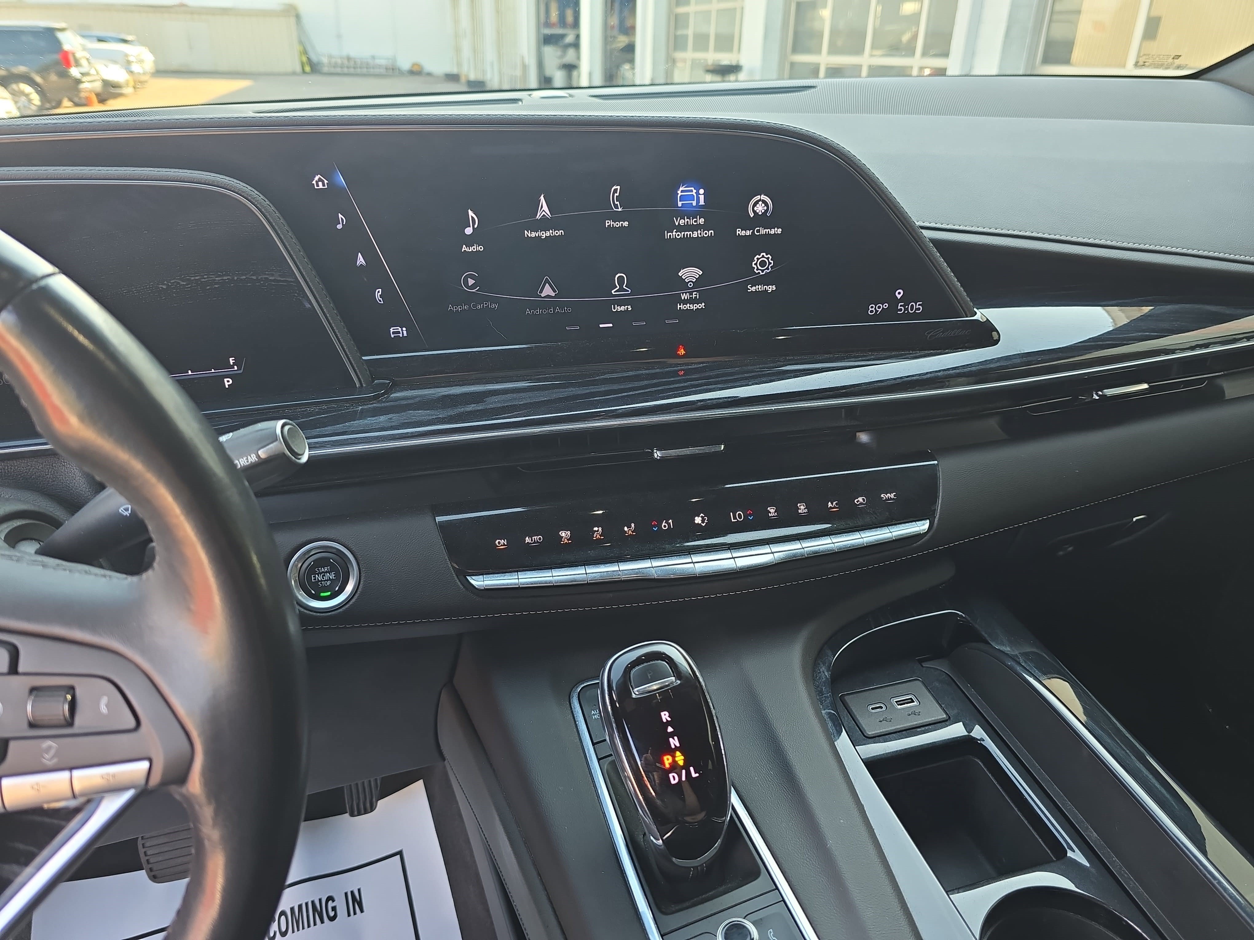 Used 2022 Cadillac Escalade ESV Sport w/ Touring Package AWD/4WD image 21