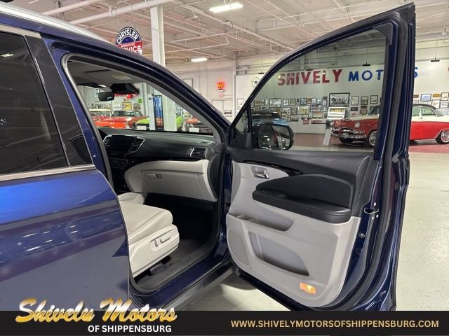 Used 2019 Honda Pilot Elite image 42