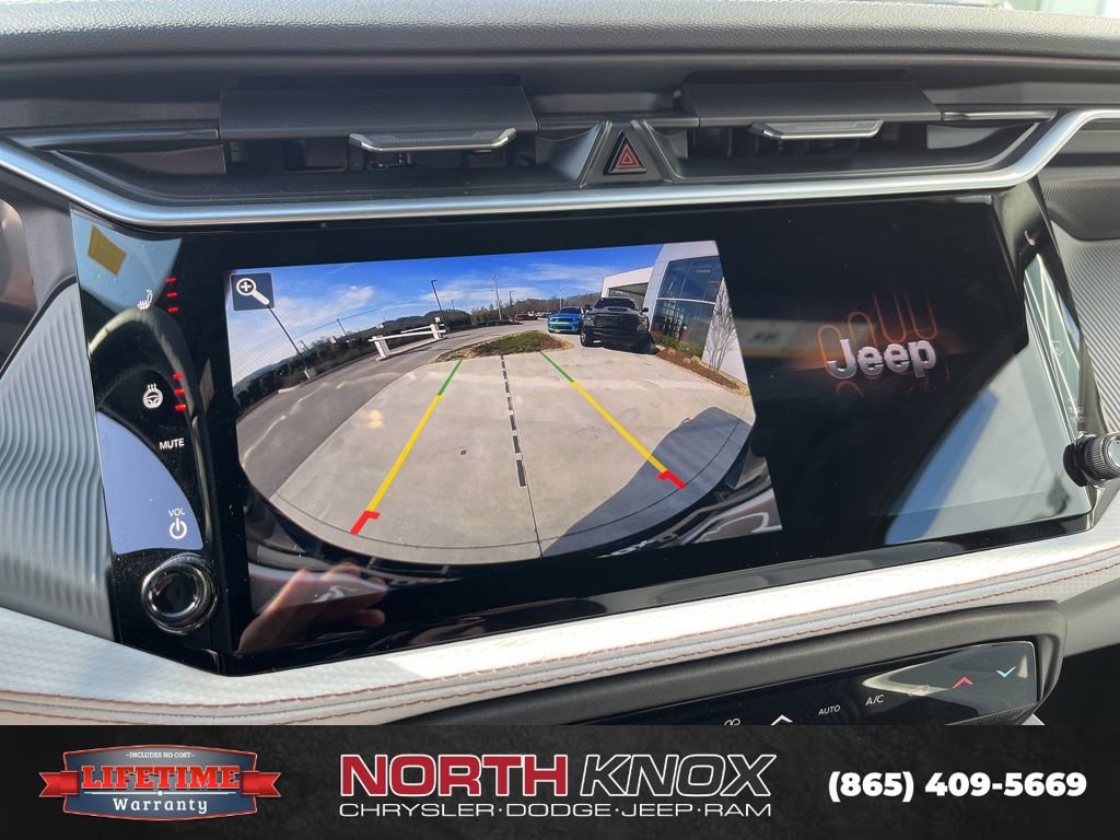 New 2026 Jeep Cherokee Limited image 9