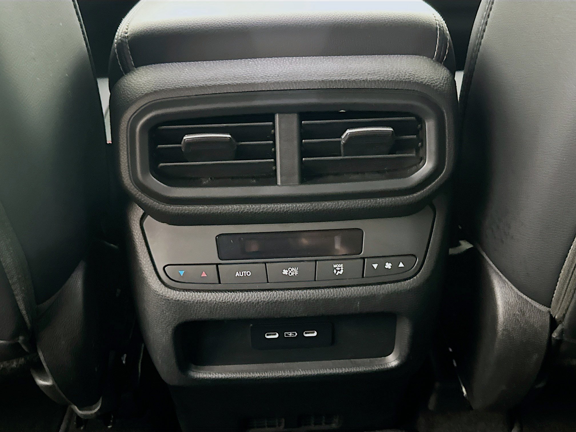 Used 2025 Honda Pilot EX-L image 27