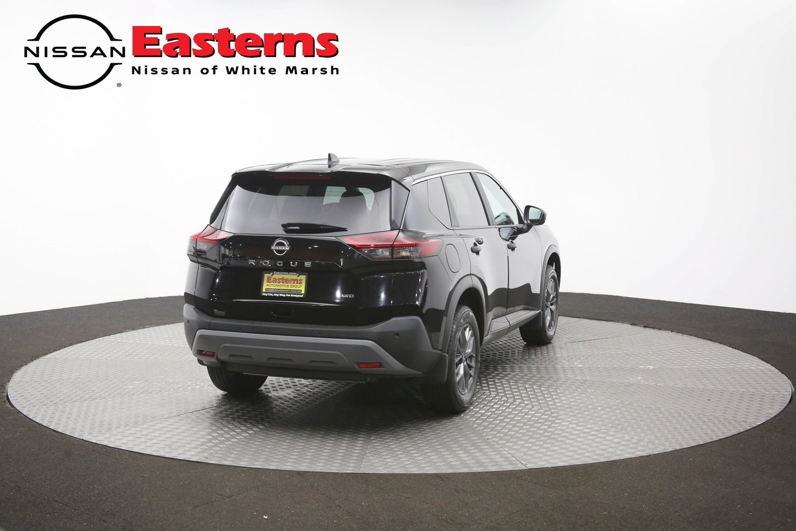 Used 2023 Nissan Rogue S AWD/4WD image 37