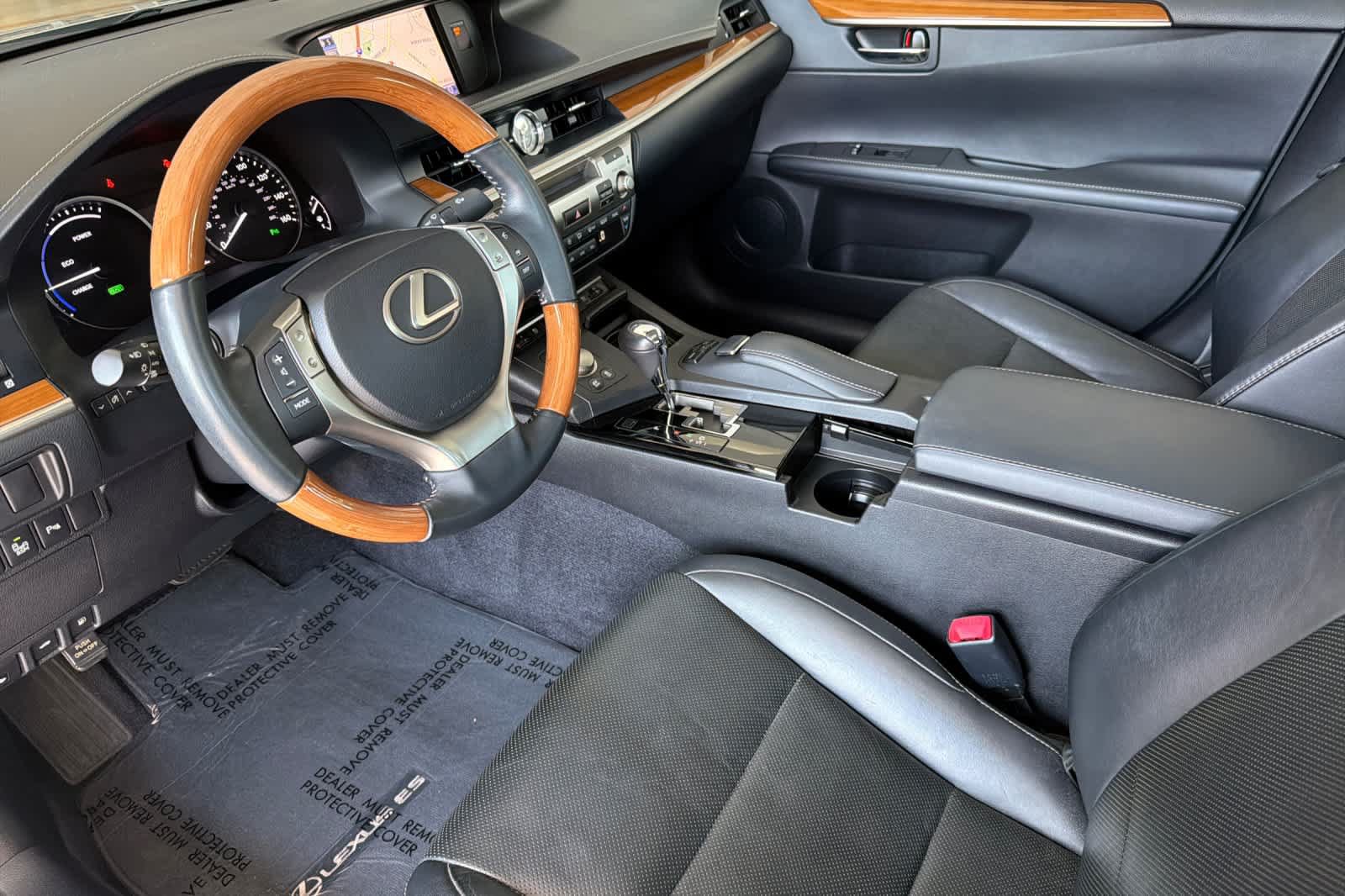 Used 2013 Lexus ES 300h w/ Luxury Pkg FWD image 11