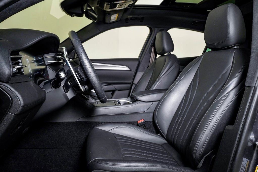 Certified 2024 Maserati Grecale GT image 18