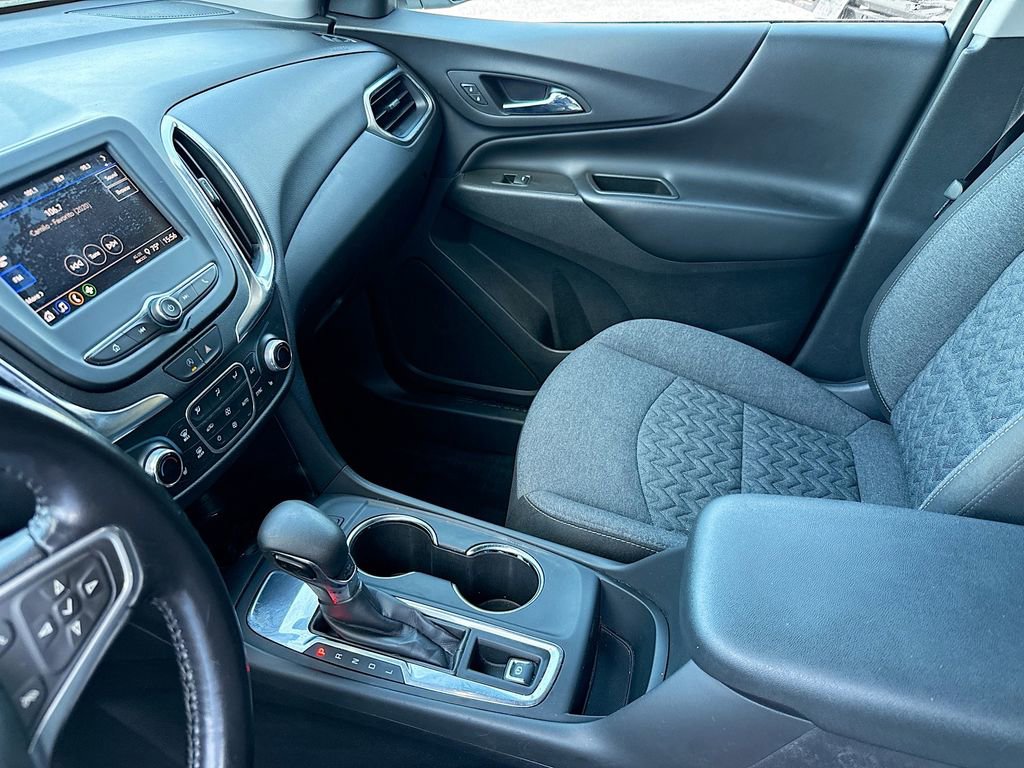 Used 2022 Chevrolet Equinox LT w/ Driver Convenience Package FWD image 23