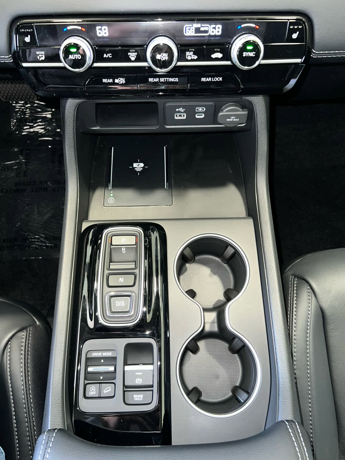 New 2025 Honda Pilot Touring image 29