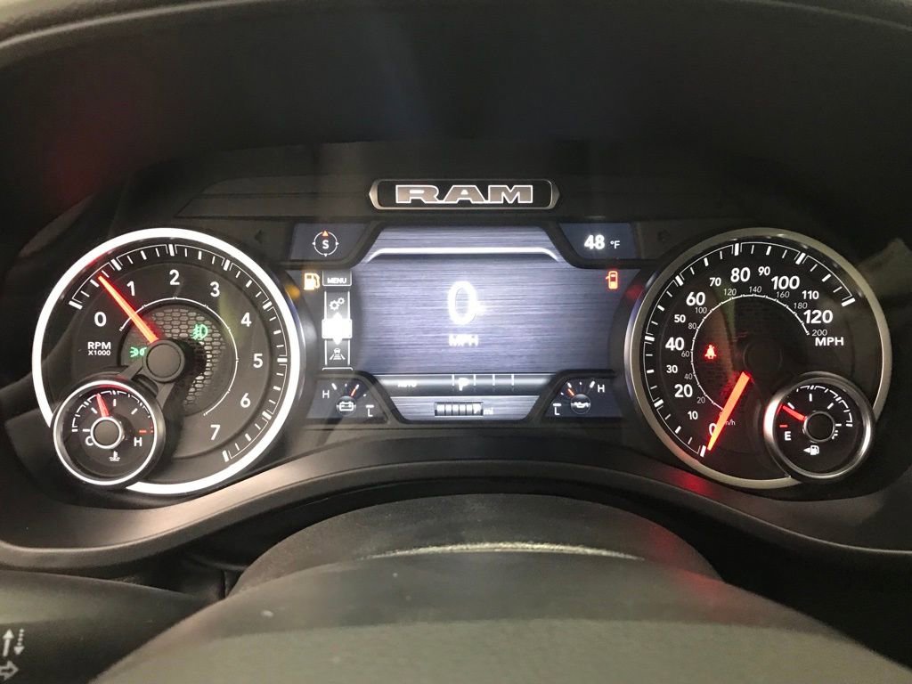 New 2026 RAM 1500 4x4 Crew Cab image 18