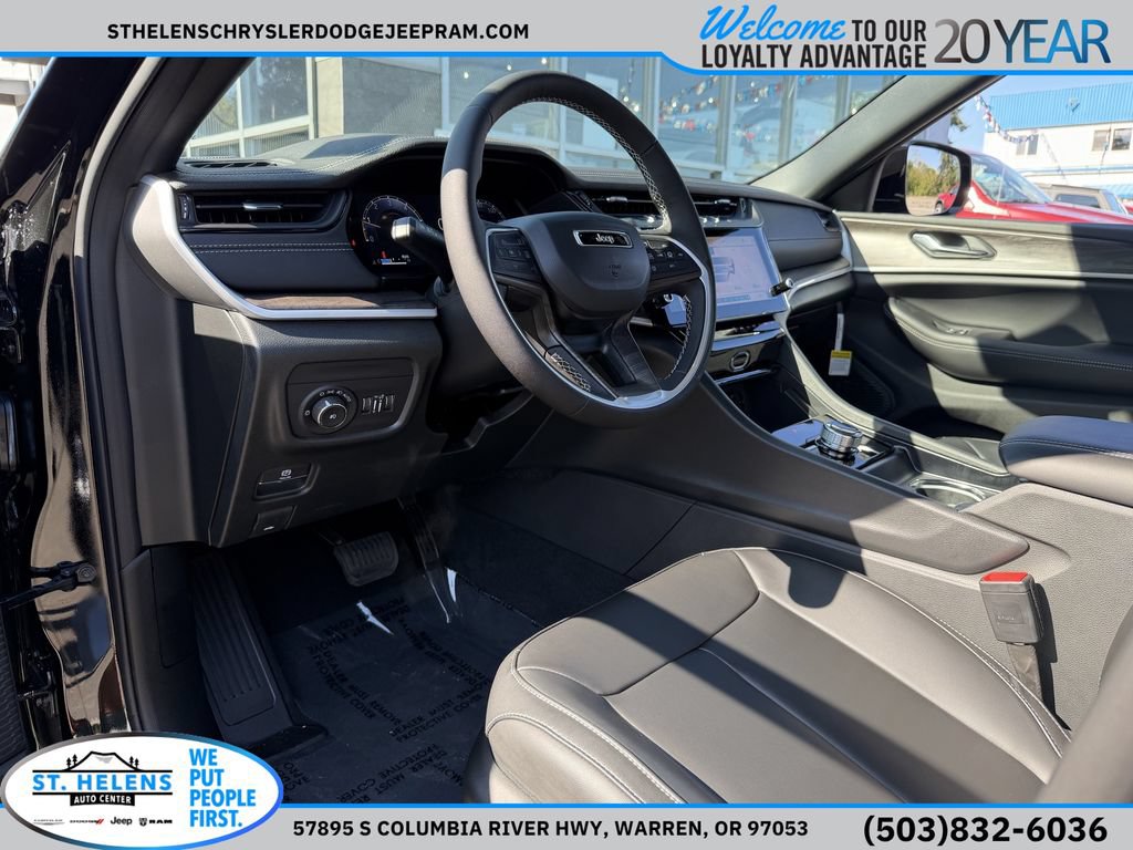 New 2027 Jeep Grand Cherokee L Limited AWD/4WD image 12