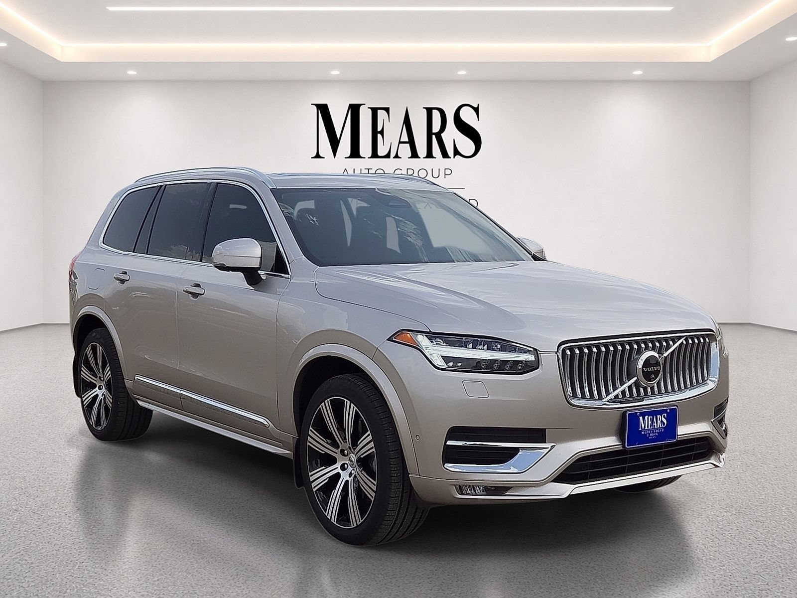 Used 2024 Volvo XC90 B6 Plus w/ Protection Package Premier AWD/4WD image 7