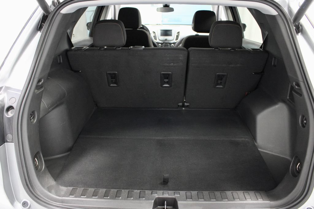 Used 2023 Chevrolet Equinox LT w/ Driver Convenience Package AWD/4WD image 14