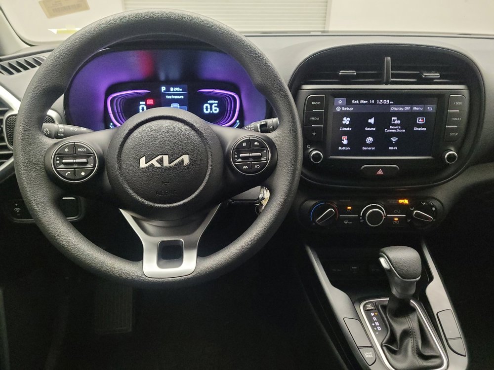 Used 2025 Kia Soul S image 22
