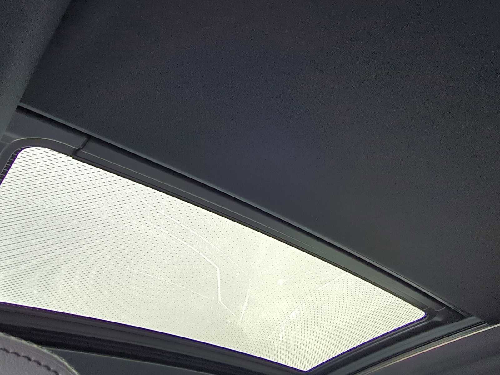 New 2026 BMW X6 M60i image 19