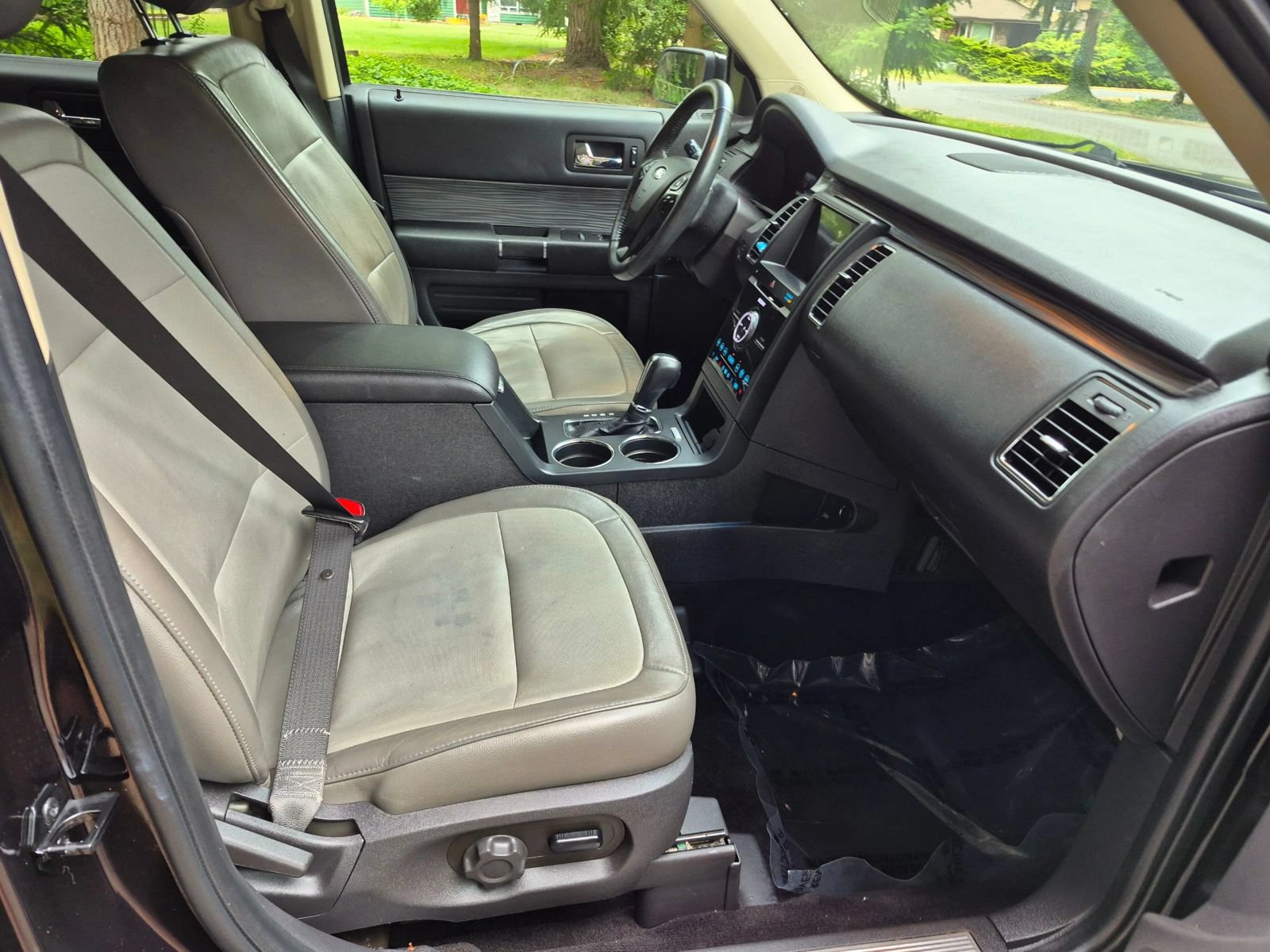 Used 2019 Ford Flex Limited w/ Limited Appearance Package AWD/4WD image 12