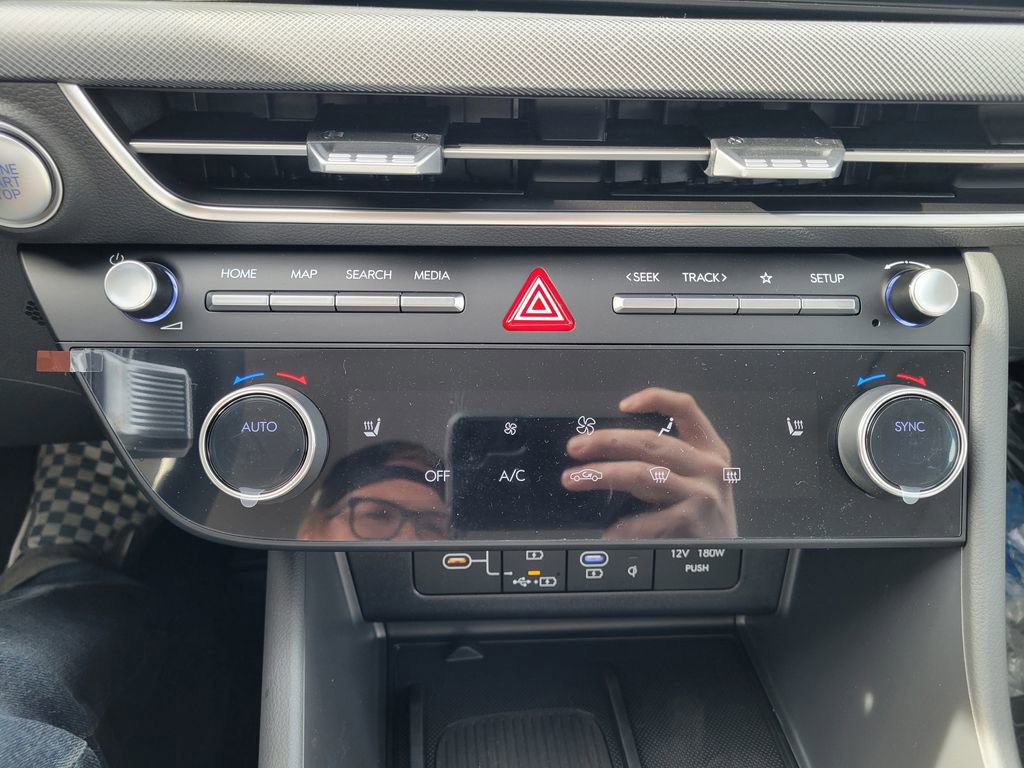 New 2026 Hyundai Sonata SEL FWD image 22