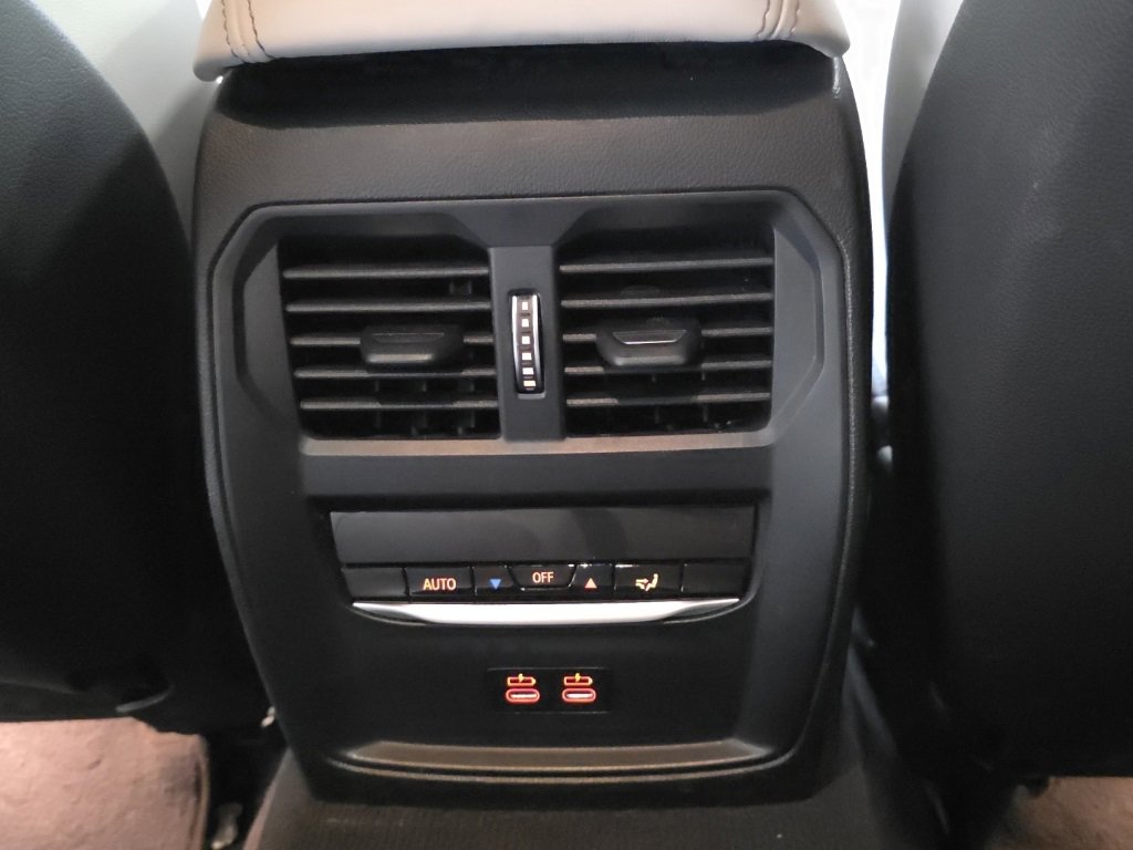 Used 2022 BMW M3 Competition w/ M Carbon Exterior Package image 28