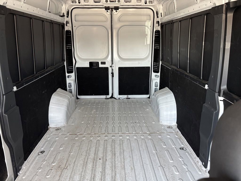 Used 2026 RAM ProMaster 2500 w/ Convenience Group FWD image 28
