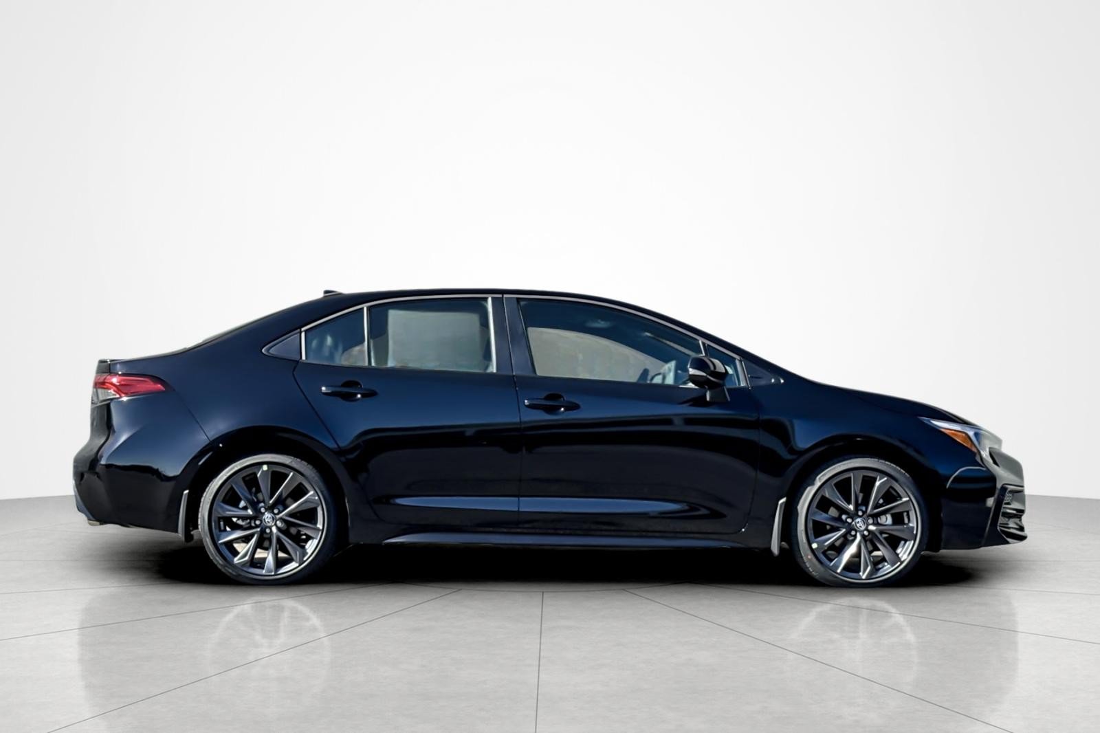 New 2026 Toyota Corolla XSE FWD image 6