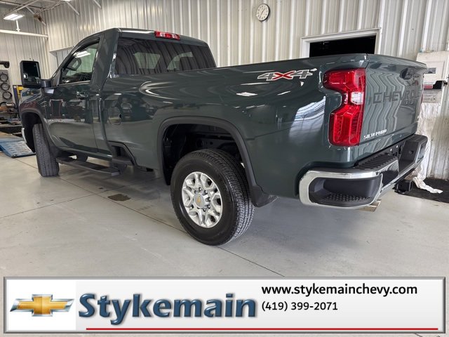 Used 2025 Chevrolet Silverado 2500 LT w/ Convenience Package image 3