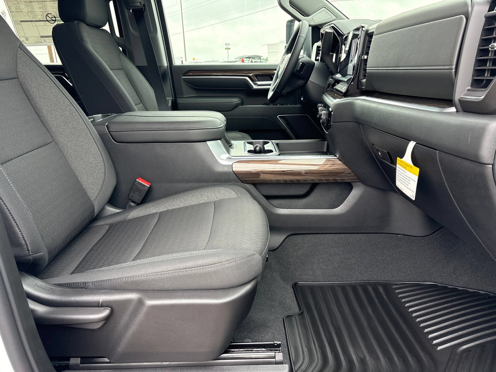 New 2026 Chevrolet Silverado 3500 LT w/ Texas Edition AWD/4WD image 16