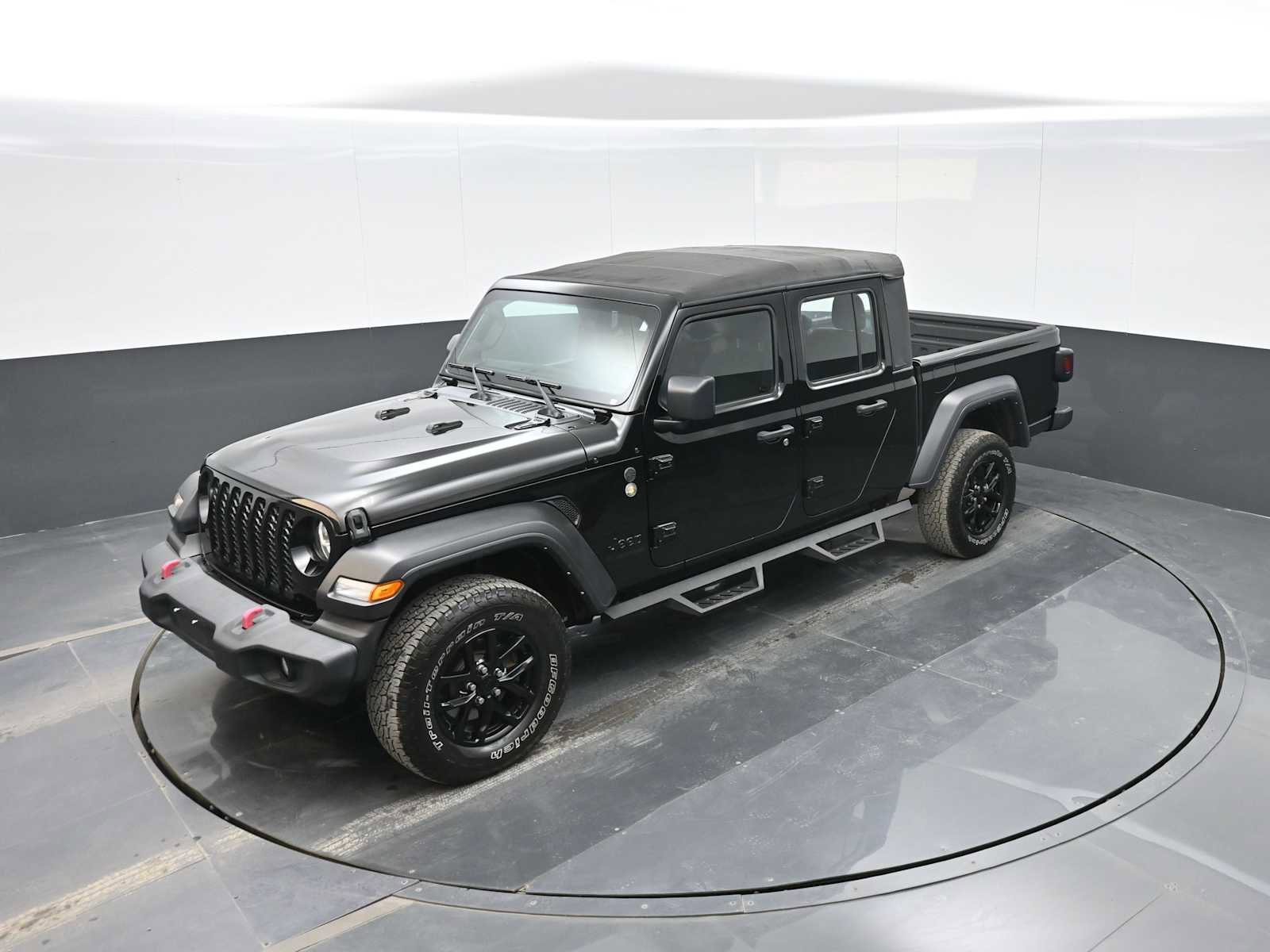 Used 2022 Jeep Gladiator Sport w/ Trailer Tow Package image 25
